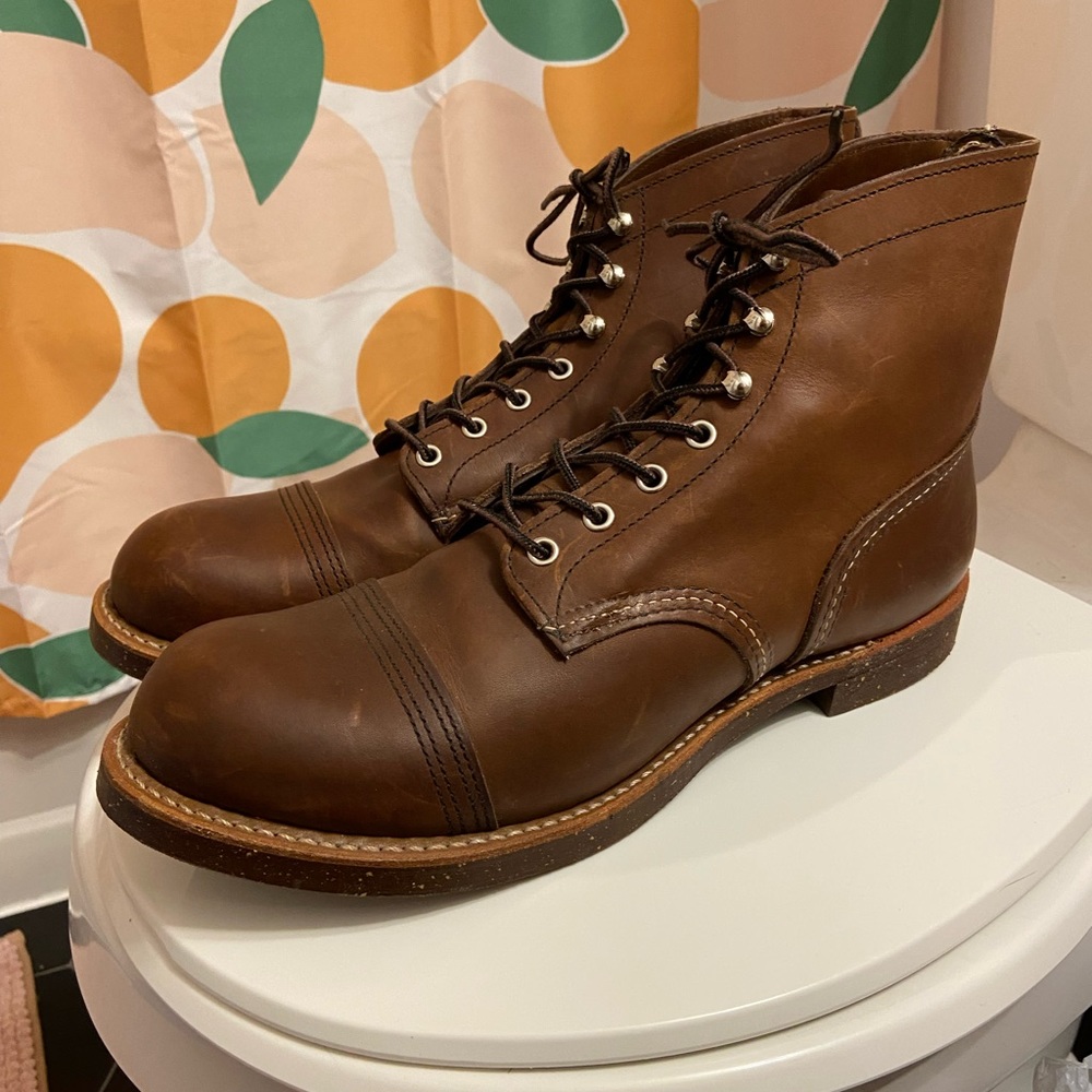 Red wing iron ranger